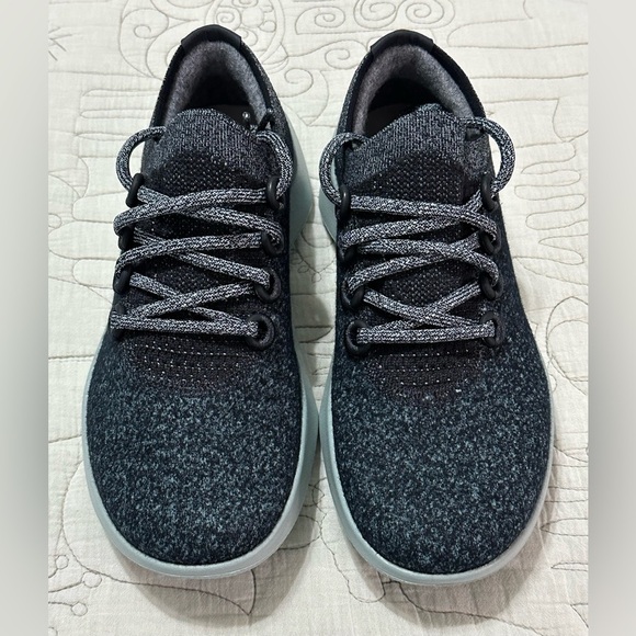 NIB Allbirds Wool Dasher 2 Mizzle NIB Natural Black with Bark Grey Soles - Picture 1 of 10